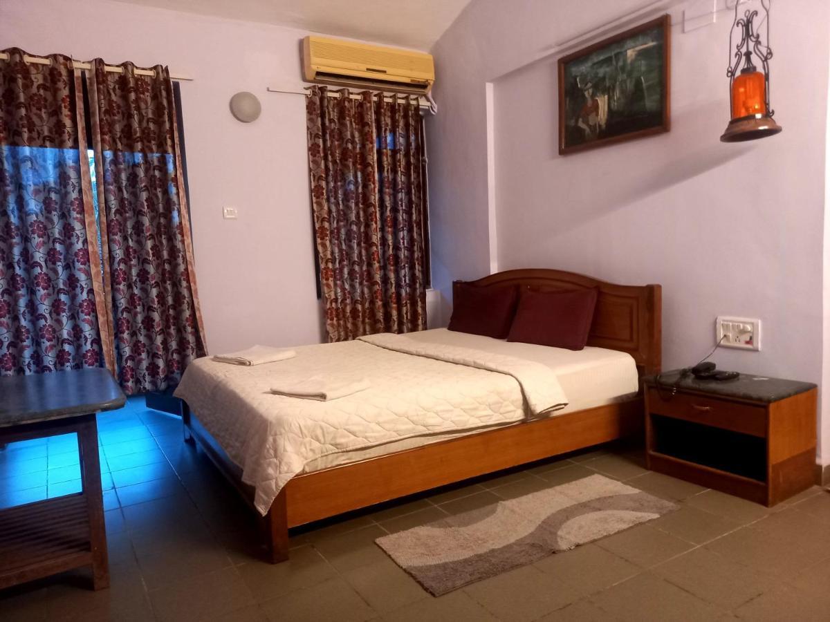 Falcon Resorts Calangute Eksteriør billede
